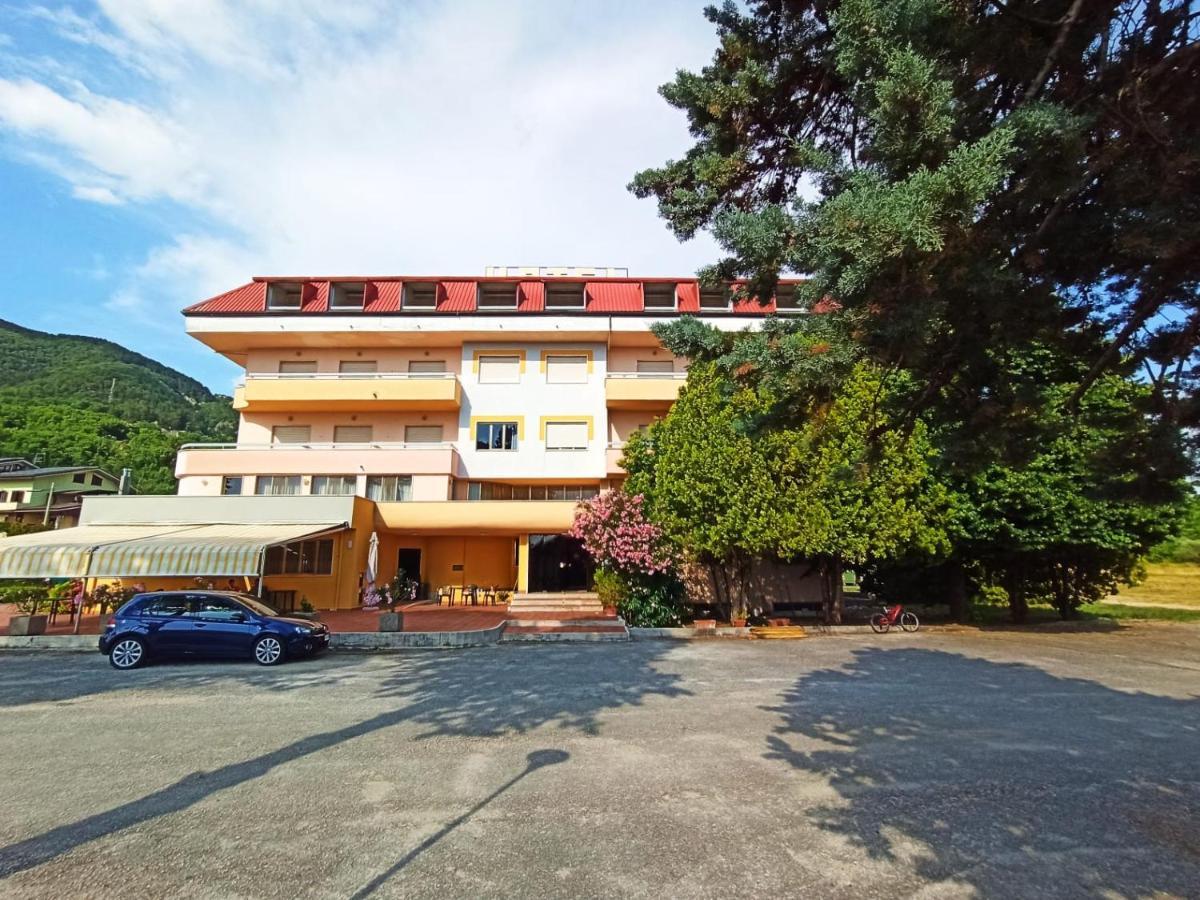Hotel Santa Maria Del Bagno Pesche Zewnętrze zdjęcie